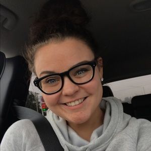 Meet your Posher, Bailey